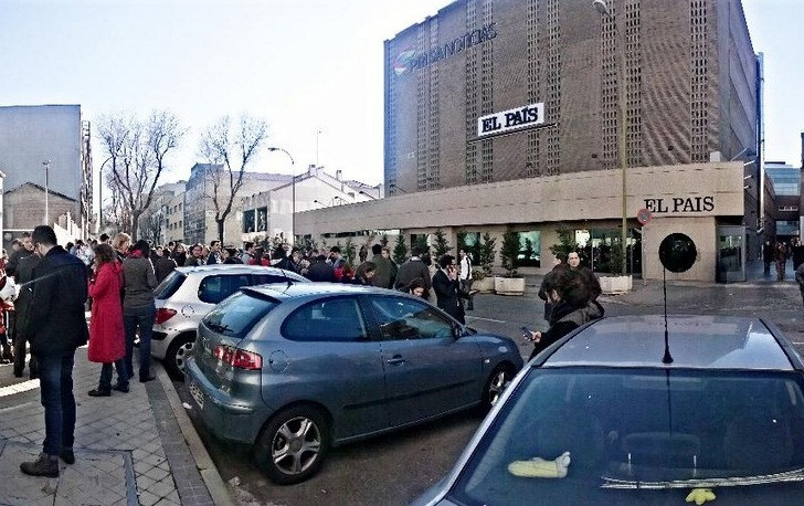 Sediul celui mai mare trust media din Spania, evacuat de urgenta. Un pachet suspect a fost gasit in imobil