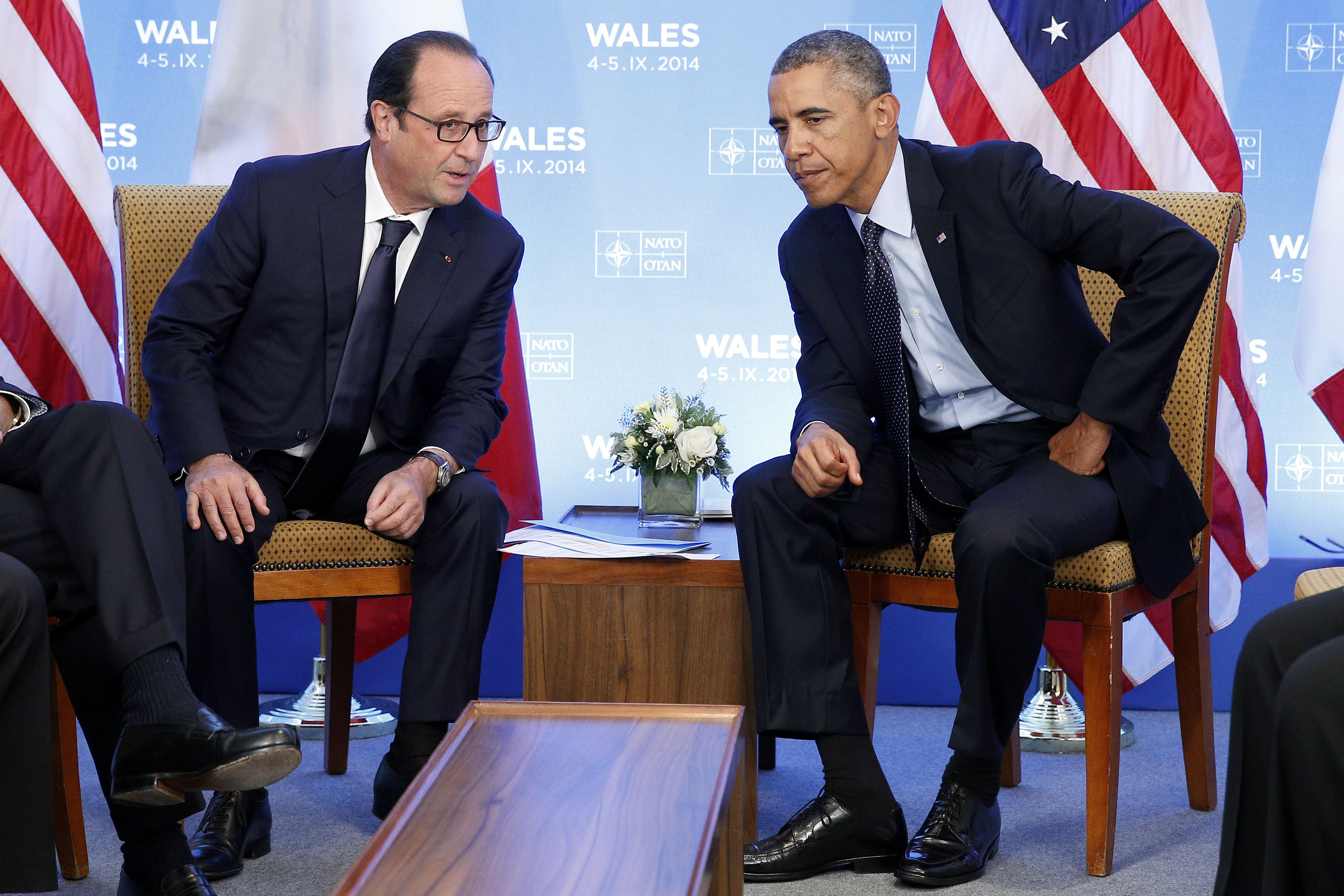 Mesajul lui Francois Hollande, dupa atacurile teroriste: "Suntem mandri de activitatea politiei". Reactia SUA si a Israelului