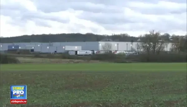 Fratii Kouachi au fost ucisi intr-un atac al trupelor speciale asupra cladirii unde se ascundeau. Ostaticul, eliberat