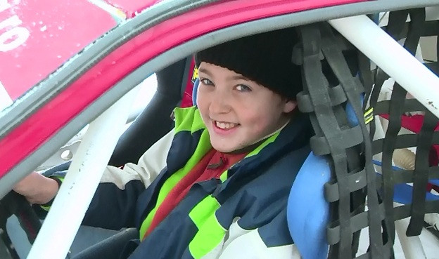 Raliul zapezii, in Maramures. Cel mai tanar pilot are 12 ani si nu se teme de curbele periculoase ale traseului