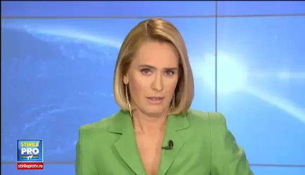 Risc de inundatii in Bistrita-Nasaud. Un rau s-a transformat intr-un ghetar si isi blocheaza afluentii