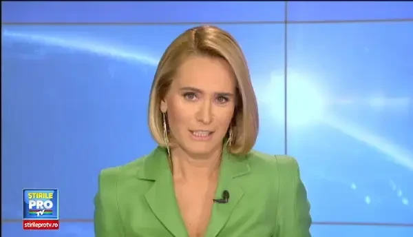 Globurile de Aur 2015. Albul, rosul si nuantele metalice au fost culorile care au predominat pe covorul rosu. FOTO