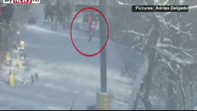 A cazut de la 6 metri inaltime, din teleschi. Scena cu un baiat de 9 ani, filmata integral de un martor