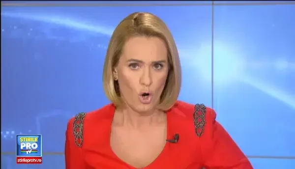 Tot orasul o plange pe Maria, fata din Cluj bolnava de leucemie care a incetat din viata. Mama ei, in continuare de negasit