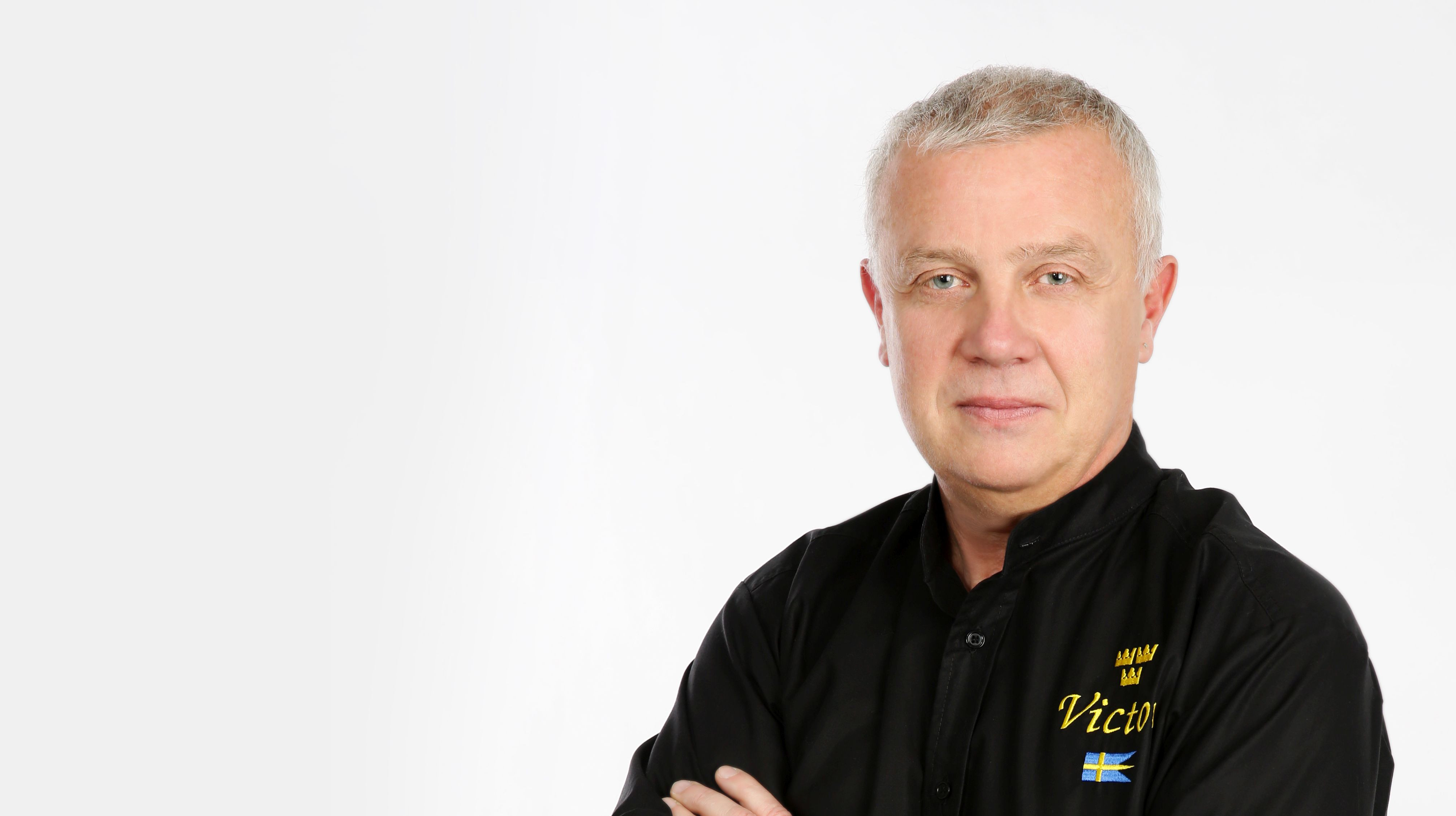 Chef Victor Melian: "Lipsa personalului de calitate este cea mai mare problema in acest moment a restaurantelor romanesti"