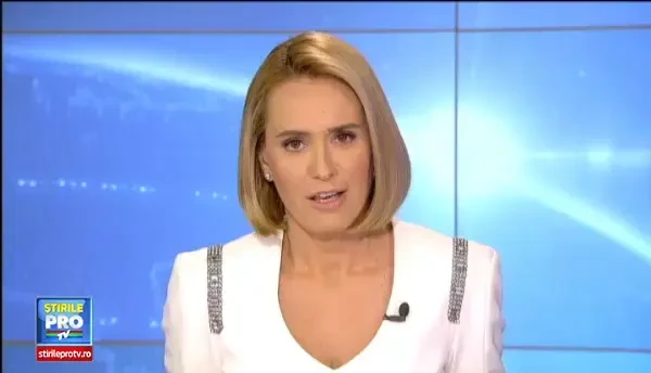 Klaus Iohannis si Victor Ponta au scris pe Facebook despre Mihai Eminescu. Presedintele a pus un VIDEO, premierul o poza