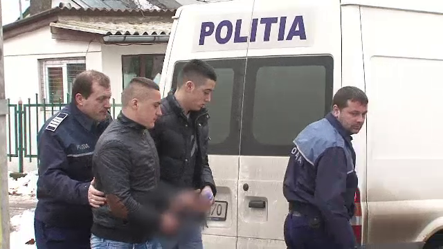 Atacatorii care au batut cu salbaticie un barbat din Vaslui din cauza muzicii pe care o asculta au fost prinsi
