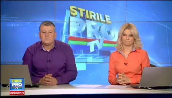 Turisti aflati in safari, in Zambia, speriati de moarte de un hipopotam. Unde a aparut mamiferul urias