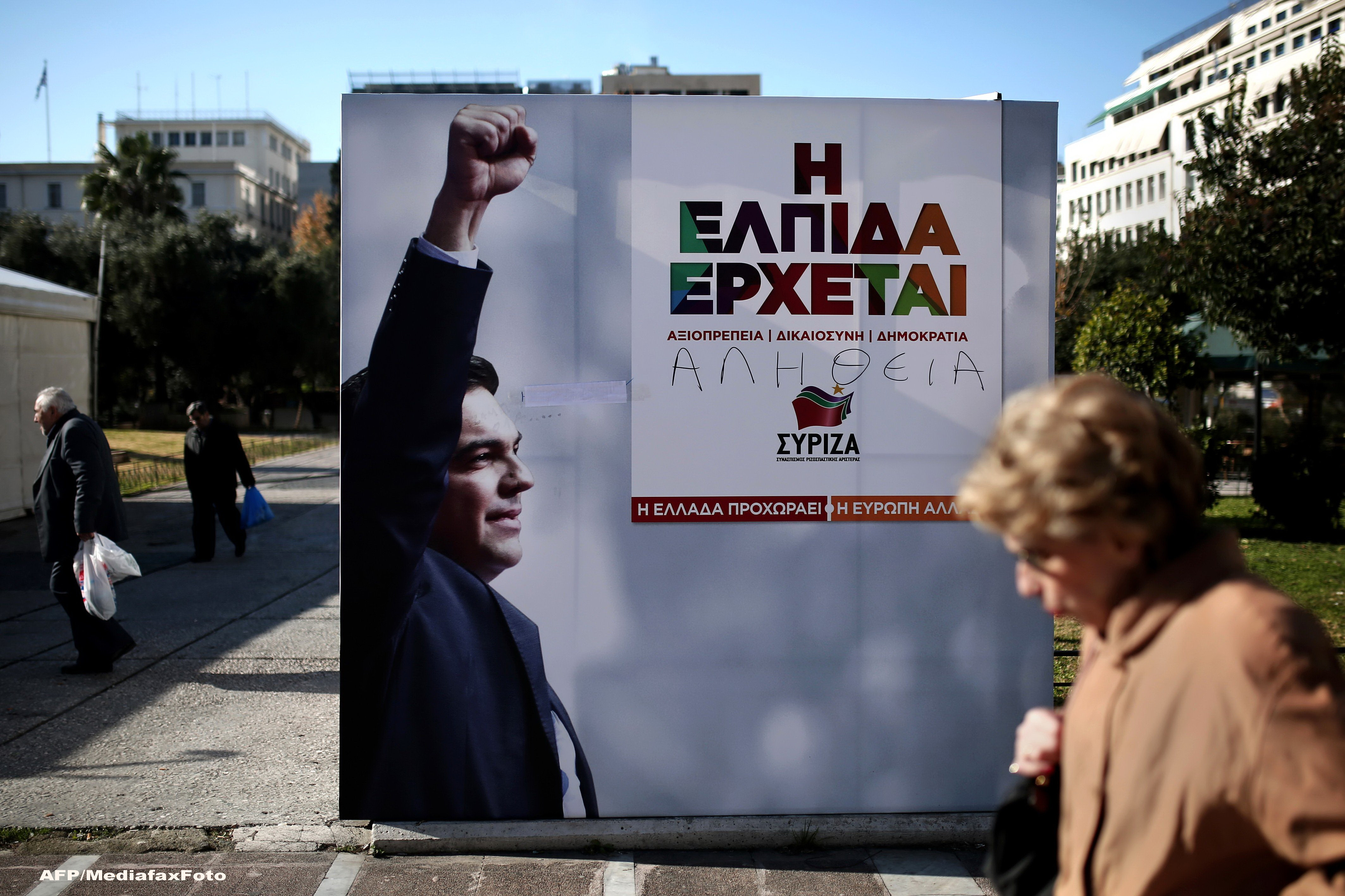 Banca centrala a Greciei a cerut BCE aprobarea unei linii stand-by de finantare de urgenta