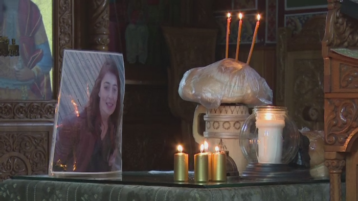 Un an de la tragedia din Apuseni. Rudele studentei Aura Ion au ajuns pentru prima data la locul accidentului