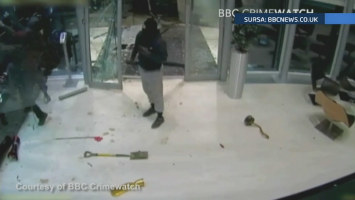 Pilotii de Formula 1 Mark Webber si Sebastian Vettel au fost jefuiti. IMAGINILE de pe CAMERELE VIDEO