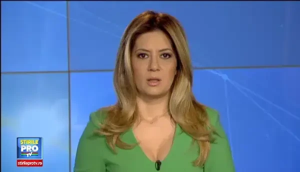 Accident rutier in Brasov. Soferul unui TIR a intrat pe contrasens si a lovit un microbuz