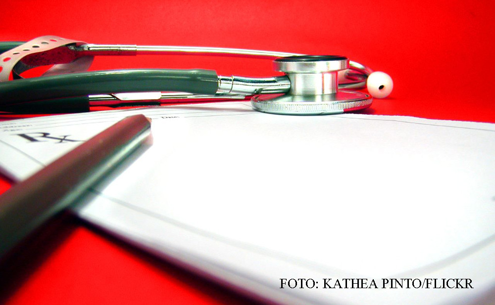 Un adolescent s-a dat drept medic timp de O LUNA intr-un spital american. Explicatia mamei: "Uitase sa isi ia pastilele"