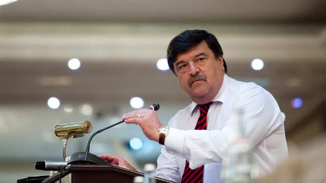 Cine este Toni Grebla, primul judecator din istoria CCR anchetat de DNA. Sansa vietii lui: scandalul dintre Bolcas si Basescu