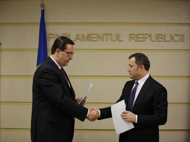 Republica Moldova are o alianta de guvernare la doua luni dupa alegeri. "Nu va fi usor cu un guvern minoritar"