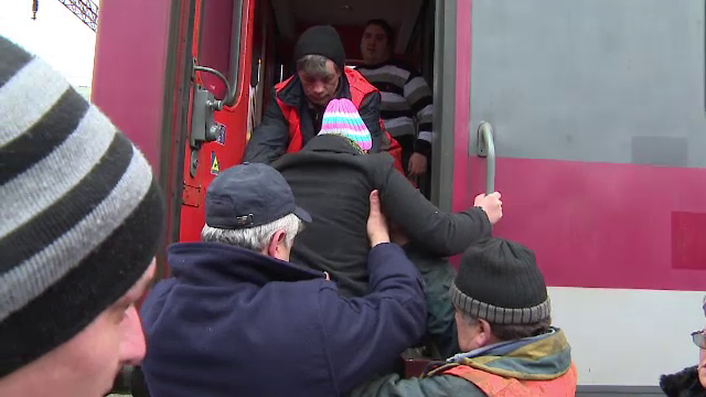 persoane cu dizabilitati tren