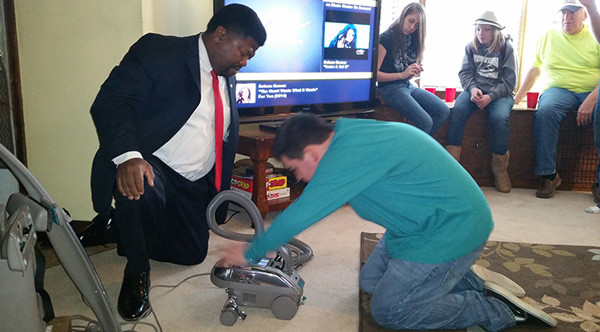 O mama a vrut sa-i faca un cadou baietelului sau autist si a trimis un e-mail unei companii. Gestul a lasat-o fara cuvinte