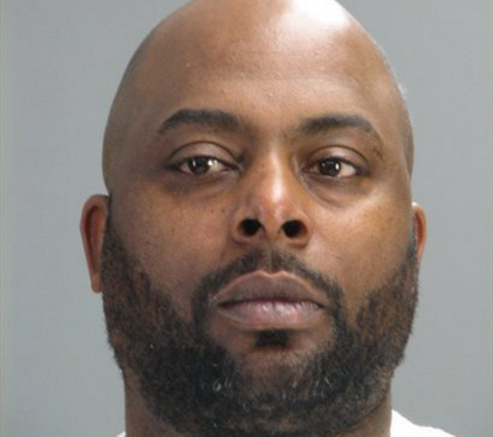 Un american si-a ascuns drogurile intr-un loc nebanuit. Cainii politisti l-au dat de gol pe barbat