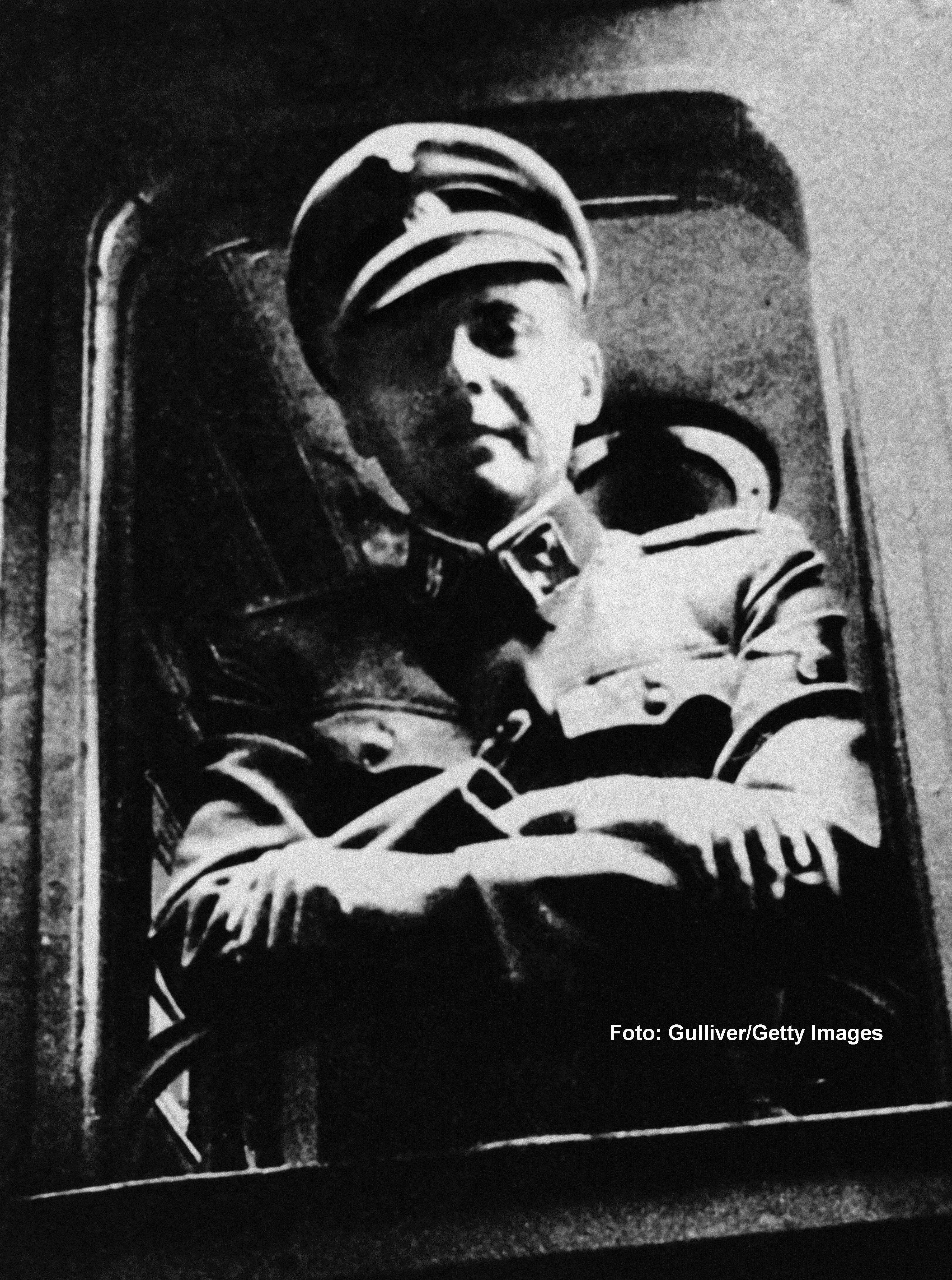 Experimentele facute pe gemenii din Auschwitz de capitanul SS Josef Mengele: "Ma uitam la un perete intreg, plin cu ochi"