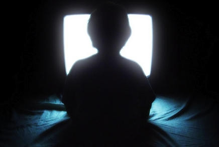 O noua lege din Taiwan le interzice parintilor sa isi lase copiii in fata televizoarelor prea mult timp