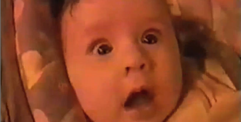 Parintii i-au surprins la momentul potrivit. Reactiile amuzante ale bebelusilor cand trec printr-un tunel - VIDEO