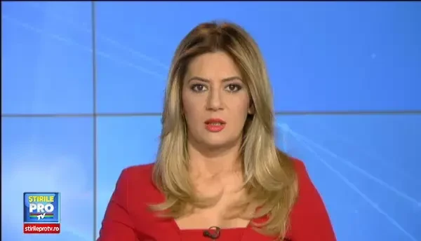 Accident in Bucuresti, provocat de un sofer imprudent. Barbatul a incercat sa intoarca pe linia de tramvai