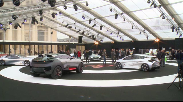 Expozitie de masini concept de la Paris. Cine a produs autoturismul care consuma un litru de benzina la suta de kilometri
