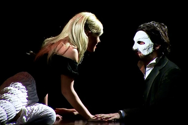 Fantoma de la Opera a ajuns la Bucuresti, pe noua scena a teatrului Ion Dacian. Un finalist Vocea Romaniei, in rol principal