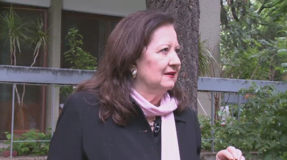 Mioara Roman, evacuata din vila de protocol in care locuia de 25 de ani. Avea restante de 500.000 de euro la chirie