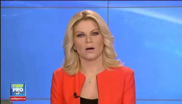 Tanara de 17 ani lovita mortal de o masina