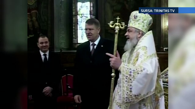 Presedintele Klaus Iohannis a participat la slujba Sfintilor Trei Ierarhi de la Patriarhie. Mesajul IPS Daniel