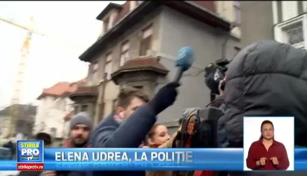 Elena Udrea s-a prezentat la Sectia 2 de politie. Fostul ministru a promis ca va face dezvaluri incendiare