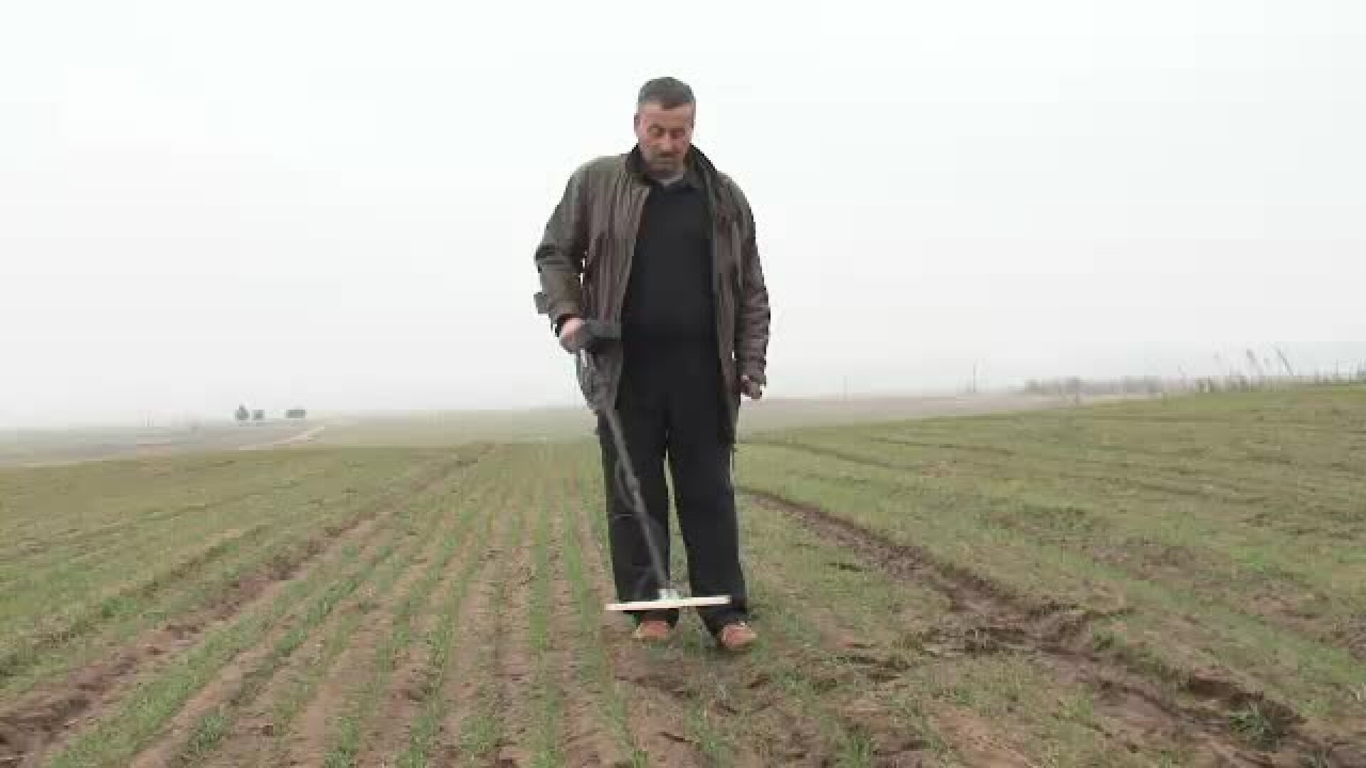 A cheltuit toti banii nevestei pe un detector de metale, dar a meritat. Ce comoara a gasit un oltean pasionat de istorie