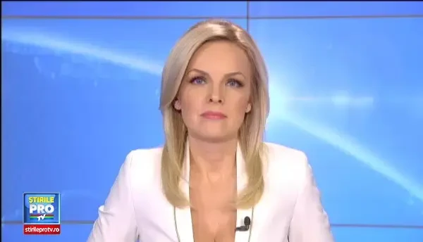 Frozen Bucharest - un nou eveniment la metroul din Bucuresti. Cum s-au distrat zeci de tineri