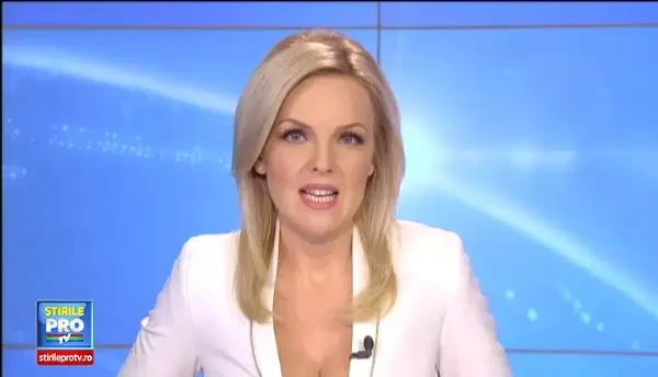 Partiile de pe Valea Prahovei, luate cu asalt de elevi, care au intrat in vacanta. Stratul de zapada este perfect