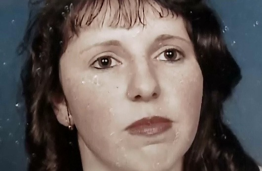 Si-a injunghiat iubita in fata bisericii si a fiului lor de 11 ani. Marturiile cutremuratoare ale rudelor victimei