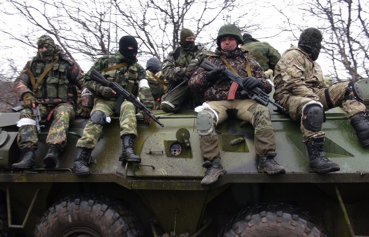 Rebelii prorusi au anuntat ca au doborat un avion de vanatoare ucrainean in Lugansk