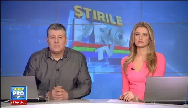 Manualele care vor inlocui tableta au ajuns si in scolile din Romania. Cum ii vor salva pe copii de