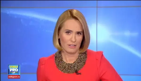 Turistii vor putea sa inoate alaturi de delfinii din Constanta, dupa luni de antrenament cu Ni Ni si Chen Chen