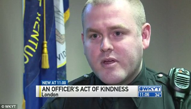 Un barbat din SUA a fost prins cand fura lapte pentru copii dintr-un magazin. Reactia politistilor chemati sa-l aresteze