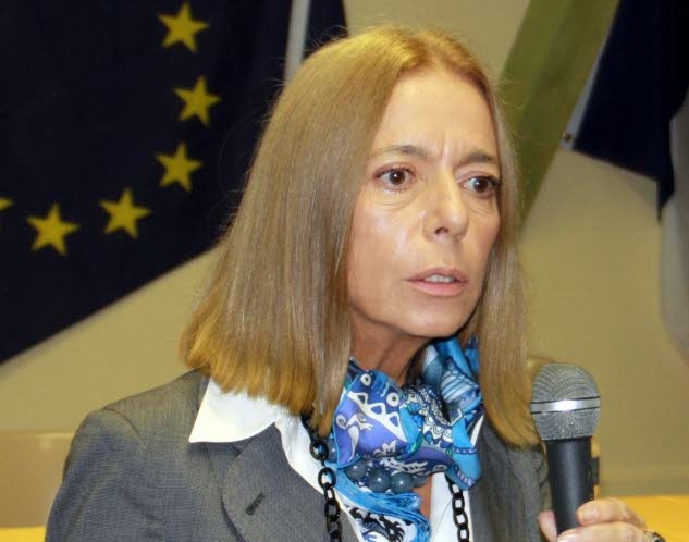 Gafa uriasa la Paris. Invitatiile la receptia pentru vizita lui Iohannis, insotite de un fisier cu comentarii jignitoare