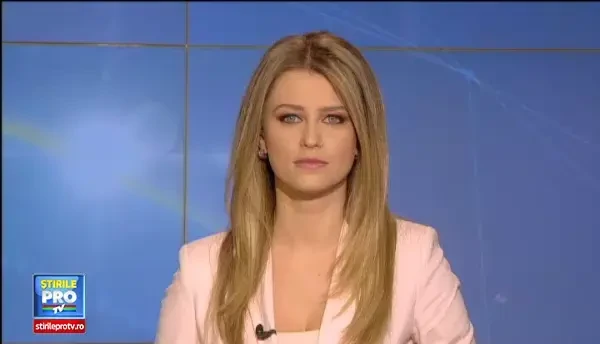 Papa Francisc a sustinut o teleconferinta cu copiii care sufera de dizabilitati. Ce intrebare i-a pus o eleva de 16 ani