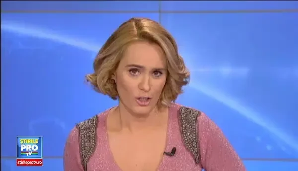 Gemenele care s-au nascut in ani diferiti. Procedura prin care un a venit pe lume in 2014, iar a doua in 2015