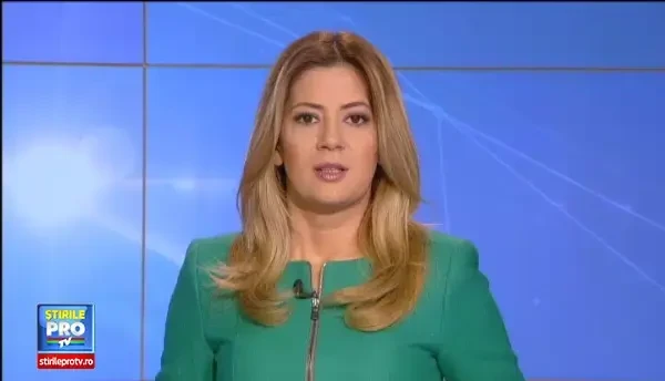 Aniversare la Straja. Cum l-au sarbatorit copiii pe Baloo, cel mai batran urs carpatin crescut in captivitate in Europa