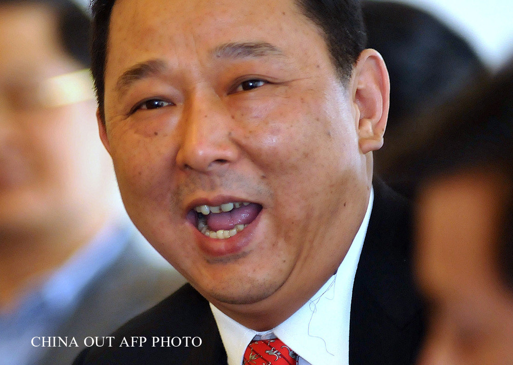 Un miliardar chinez a fost executat pentru crime si activitati de tip mafiot. "I-a tiranizat pe localnici"