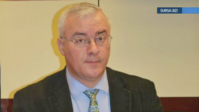 Profesorul din Iasi care-si hartuia sexual studentele si-a dat demisia. Barbatul era cunoscut drept "patul sau patru"