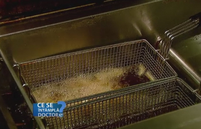 Medicii avertizeaza asupra prajirii alimentelor care contin amidon. Ce substante cu potential cancerigen rezulta