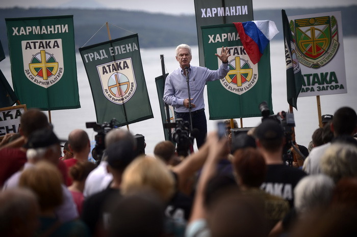 Un partid nationalist bulgar vrea referendum pentru retragerea tarii din NATO