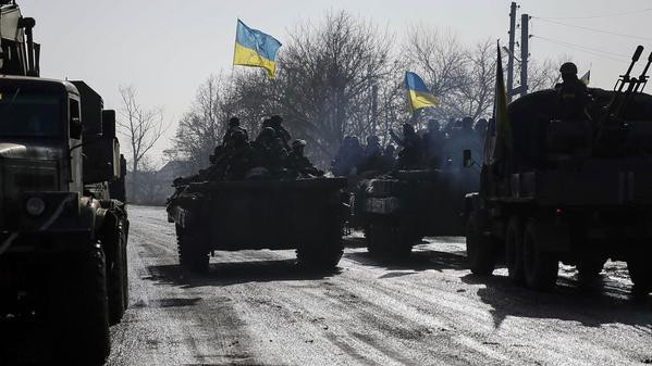 Bombardamentele la Donetk si Lugansk continua si dupa semnarea acordului de la Minsk. Cel putin 25 de morti dupa atacuri