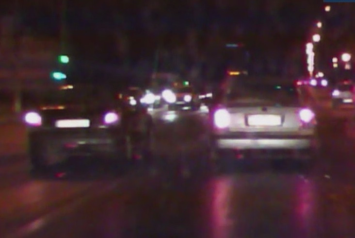 Urmarire ca in filme pe strazile din Constanta. Politistii au incercat sa blocheze un autoturism suspect